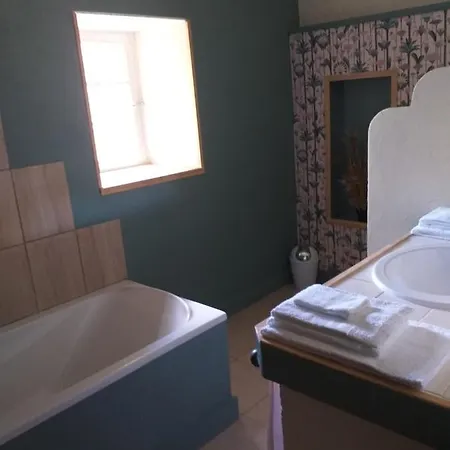 Bed and breakfast Le Clos Bourbon 2 *